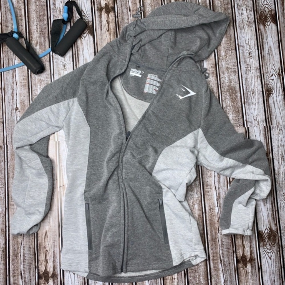 Gymshark Long Sleeve Zip-up Jacket